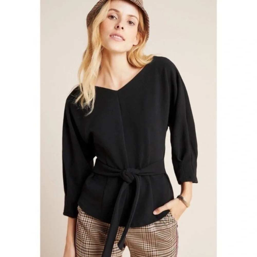 Anthropologie Minimalist Modern Capsule Neutral Flattering Chic Ribbed Top S